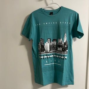 Urban heritage New York City tee shirt.